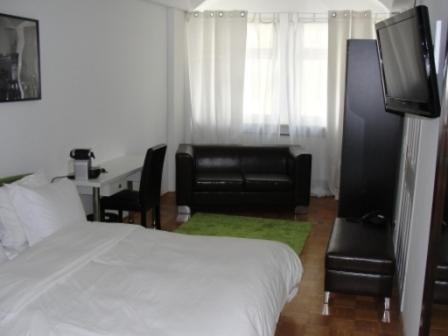 The Square Coburg Aparthotel Exterior photo